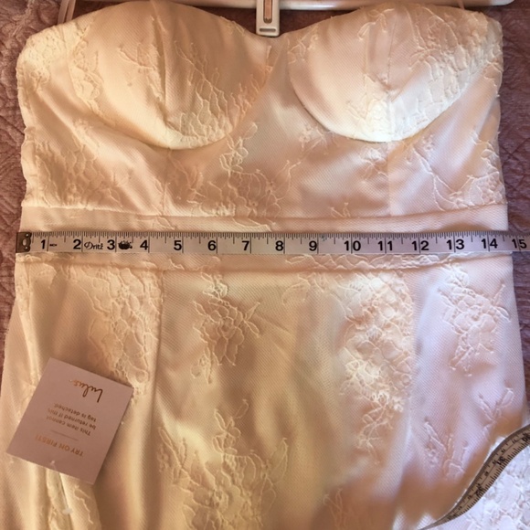 Lulus mermaid style wedding dress - Picture 10 of 12